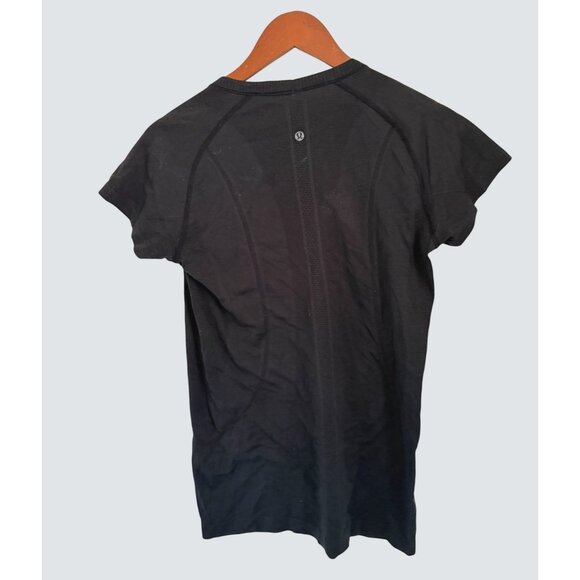 Lululemon Swiftly Tech Short-Sleeve Shirt 2.0 in Black Size 10 - Picture 2 of 9